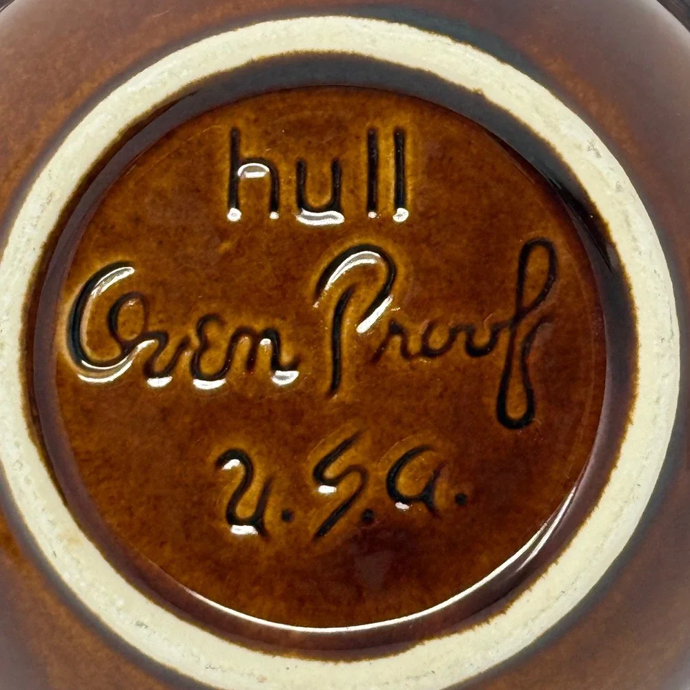 Hull Brown Drip Glaze 5 3/8